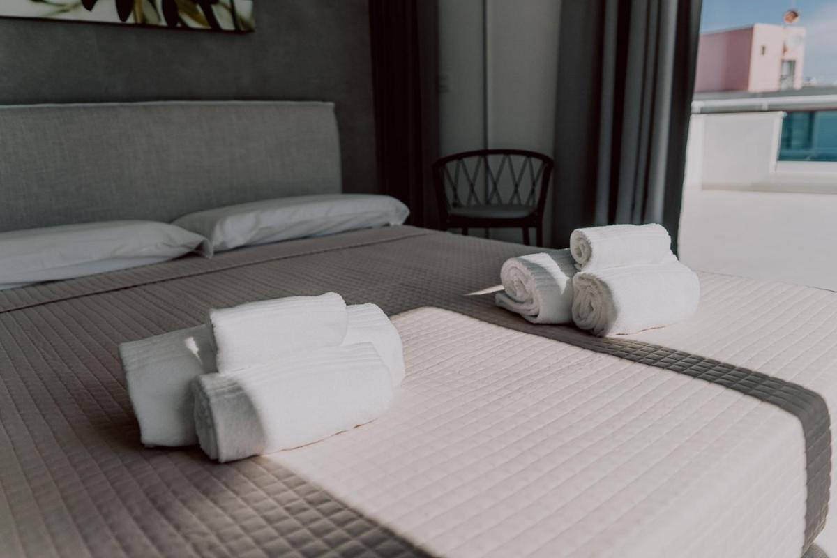 Suite Donna Edwige By Monholiday Monopoli Exterior foto