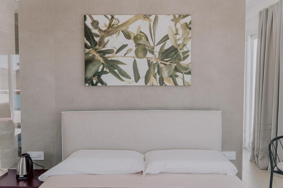 Suite Donna Edwige By Monholiday Monopoli Exterior foto