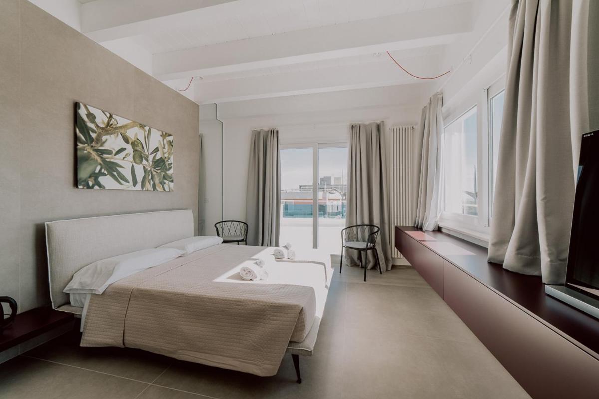 Suite Donna Edwige By Monholiday Monopoli Exterior foto